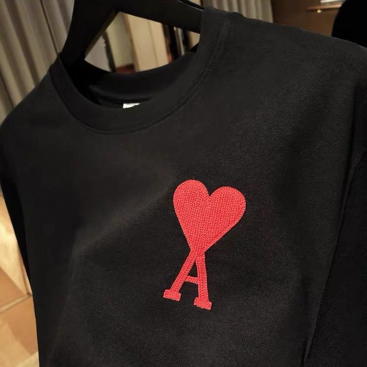 2021ss French Red Heart Embroidery Short Sleeved T-shirts 1:1 High Quality Ami Men Women Top Tees, Black
2021ss French Red Heart Embroidery Short Sleeved T-shirts 1:1 High Quality Ami Men Women Top Tees, Black