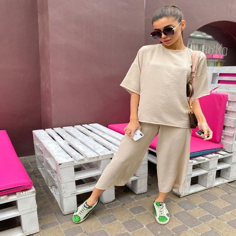2021 New Spring and summer solid female color round collar five-point sleeve skinny simple casual shirt pants two-piece assembly 05ZA, Lavender
2021 New Spring and summer solid female color round collar five-point sleeve skinny simple casual shirt pants two-piece assembly 05ZA, Lavender