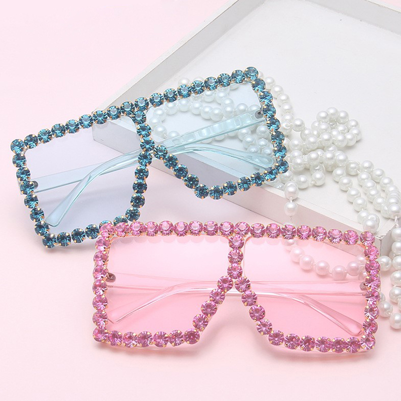 Shining Diamond Oversized Square Sunglasses Women Eyewear Big Frame Sun Glasses Female Shades Fashion Lady Eyeglasses UV400
Shining Diamond Oversized Square Sunglasses Women Eyewear Big Frame Sun Glasses Female Shades Fashion Lady Eyeglasses UV400