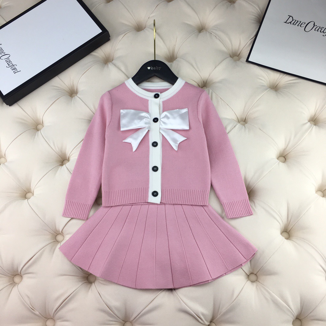 Baby girls Sweater Tracksuit Clothes Winter Children Bow Coat + Skirt 2pcs Outfit Kids Sportswear For girls Sets, Pink
Baby girls Sweater Tracksuit Clothes Winter Children Bow Coat + Skirt 2pcs Outfit Kids Sportswear For girls Sets, Pink