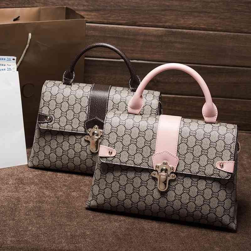 Design new casual handbag versatile women's bag classic printed sling Shoulder Messenger Bag Handbags, Pink
Design new casual handbag versatile women's bag classic printed sling Shoulder Messenger Bag Handbags, Pink