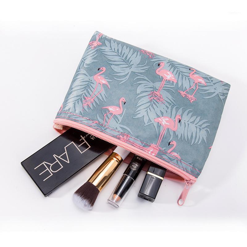 Bird printed women's cosmetic storage bag waterproof and dustproof Travel Wash Bag portable zero wallet mobile phone1
Bird printed women's cosmetic storage bag waterproof and dustproof Travel Wash Bag portable zero wallet mobile phone1