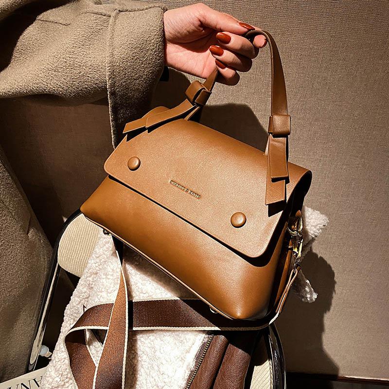 2021 Fashion New Women Design Handbag For Women Quality Pu Leather Shoulder Bag Women's Crossbody Bag Trending Lady Tote, Black
2021 Fashion New Women Design Handbag For Women Quality Pu Leather Shoulder Bag Women's Crossbody Bag Trending Lady Tote, Black