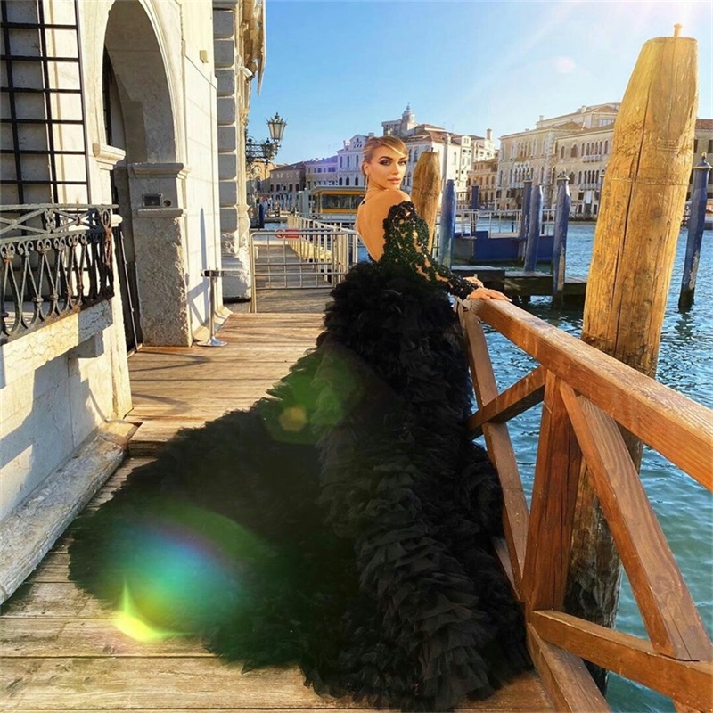 Real Image Black Prom Dresses Luxury Ruffles Appliqued Beads Hi Lo A Line Evening Dresses Chic Sexy Illusion Backless Party Dress