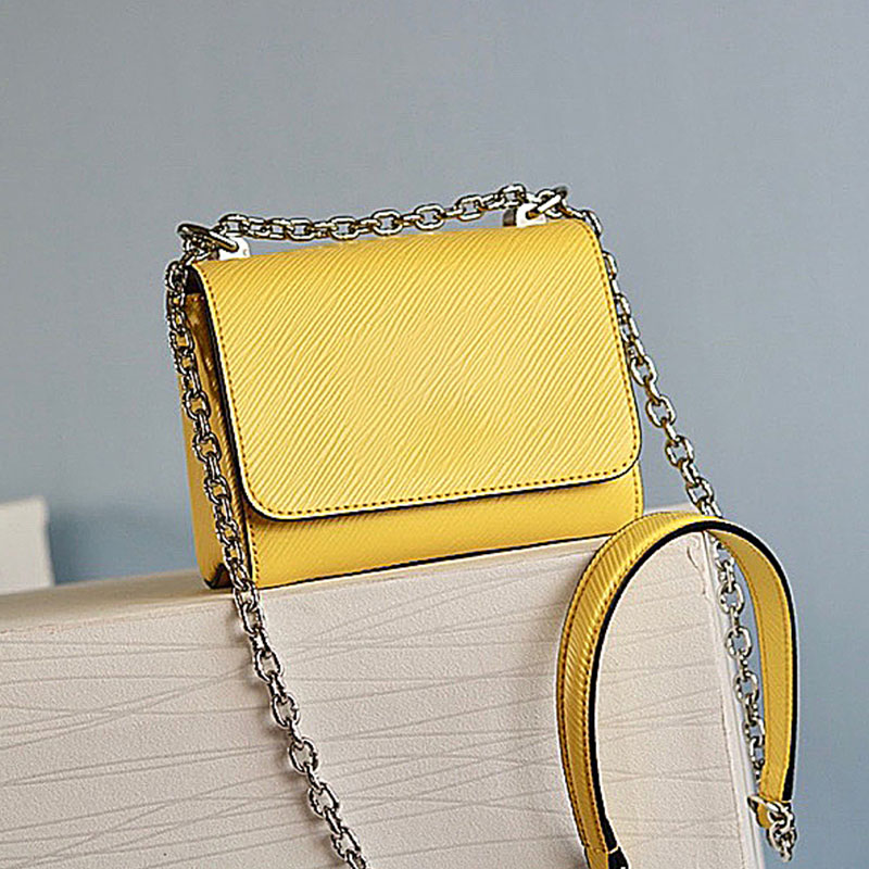 2021 new twist high quality Crossbody bags classic bags messenger bags high quality women shoulder bag boutique women bag shopping bag
2021 new twist high quality Crossbody bags classic bags messenger bags high quality women shoulder bag boutique women bag shopping bag