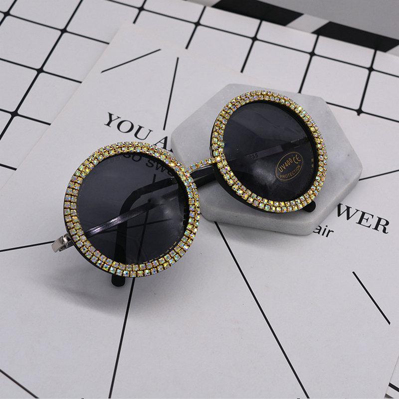 Classic Round Rhinestone Sunglasses women Brand Designer Summer Luxury Crystal Ladies diamond sunglasses For Summer FML
Classic Round Rhinestone Sunglasses women Brand Designer Summer Luxury Crystal Ladies diamond sunglasses For Summer FML