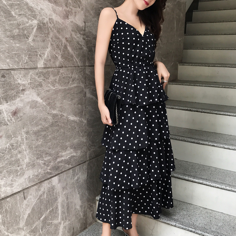 2021 Soft New Cool Ladies'dresses Summer Dressed in Polka Dot Cake on v 00J5, Black polka dot.
2021 Soft New Cool Ladies'dresses Summer Dressed in Polka Dot Cake on v 00J5, Black polka dot.