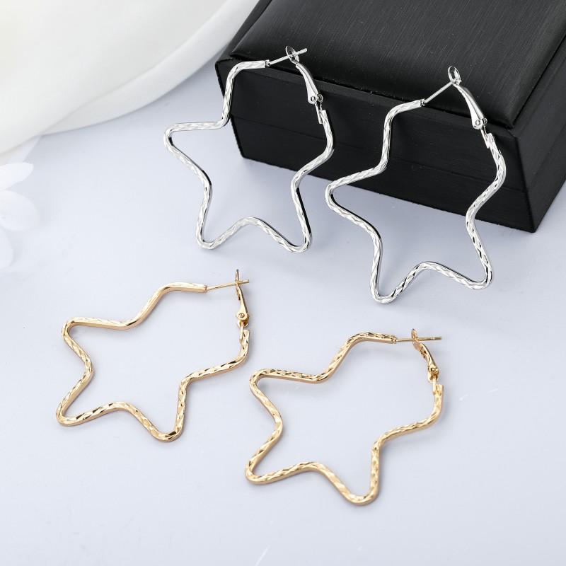 2020 New Fashion Hollow Statement Metal Star Hoop Earrings For Women Girl Trendy Punk Wholesale Jewelry
2020 New Fashion Hollow Statement Metal Star Hoop Earrings For Women Girl Trendy Punk Wholesale Jewelry