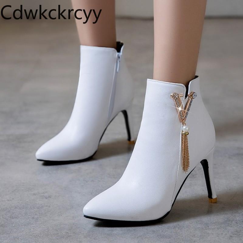 winter The New fashion Pointed Fine heel 8CM boots white Rhinestone Plus cashmere Keep warm High heel Women boots 34-48, Black
winter The New fashion Pointed Fine heel 8CM boots white Rhinestone Plus cashmere Keep warm High heel Women boots 34-48, Black