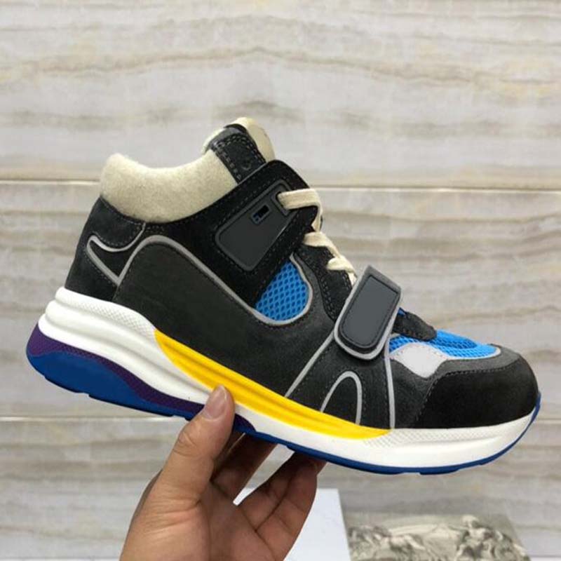 Men Ultrapace Sneakers With Reflective Fabric Trainers Low Cut Vintage Classic Suede 1LH10 Casual Shoes Size 35-45 bt6
Men Ultrapace Sneakers With Reflective Fabric Trainers Low Cut Vintage Classic Suede 1LH10 Casual Shoes Size 35-45 bt6