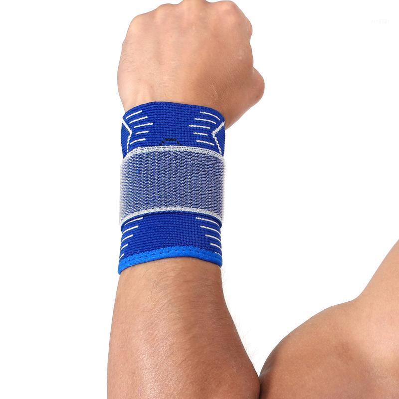 Blue Elastic Wrist Pad Protection Wraps, Carpal Tunnel Tennis Wrist Strap Brace Support 1 Piece1, No strap
Blue Elastic Wrist Pad Protection Wraps, Carpal Tunnel Tennis Wrist Strap Brace Support 1 Piece1, No strap