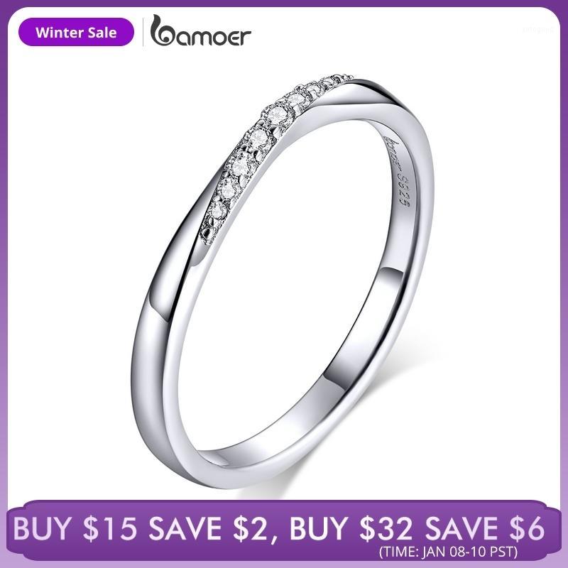 Cluster Rings Sterling Silver 925 Dazzling Cubic Zirconia Finger For Women Wedding Statement Jewelry Chic Stylish Bague BSR0951
Cluster Rings Sterling Silver 925 Dazzling Cubic Zirconia Finger For Women Wedding Statement Jewelry Chic Stylish Bague BSR0951