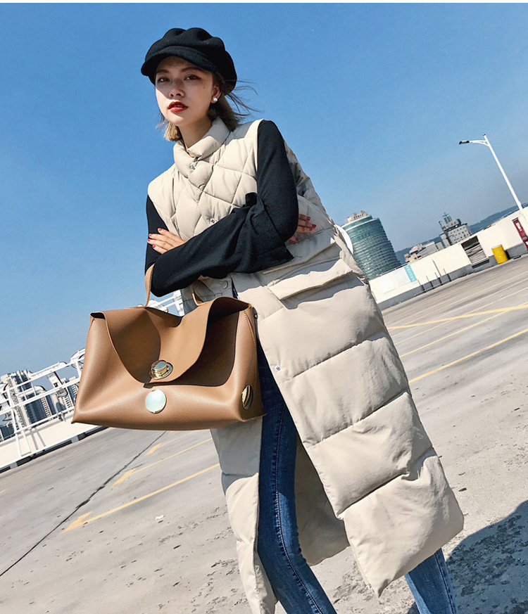 CHEERART Long Vest Winter Coat Women Sleeveless Down Jacket Slim Female Quilted Coat Femme Korean Waistcoat Colete 201031