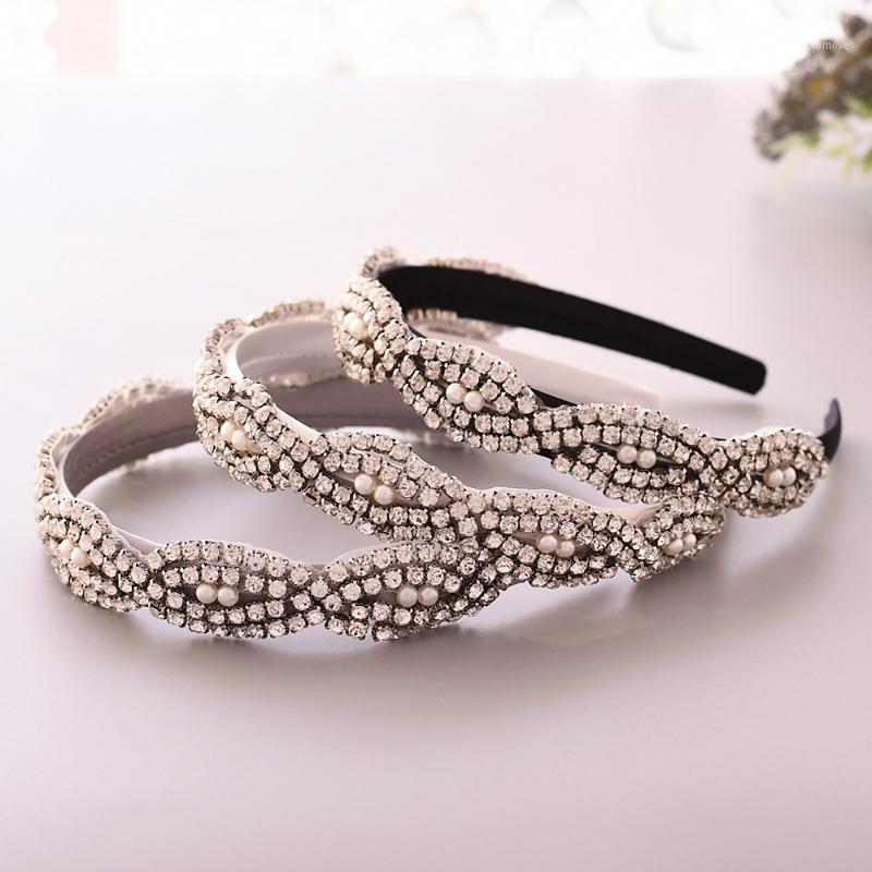 TRiXY S293-FG luxury clear rhinestone Baroque headband crystal bridal hair tiara pearl wedding bridal hair vine jewelry headband1
TRiXY S293-FG luxury clear rhinestone Baroque headband crystal bridal hair tiara pearl wedding bridal hair vine jewelry headband1