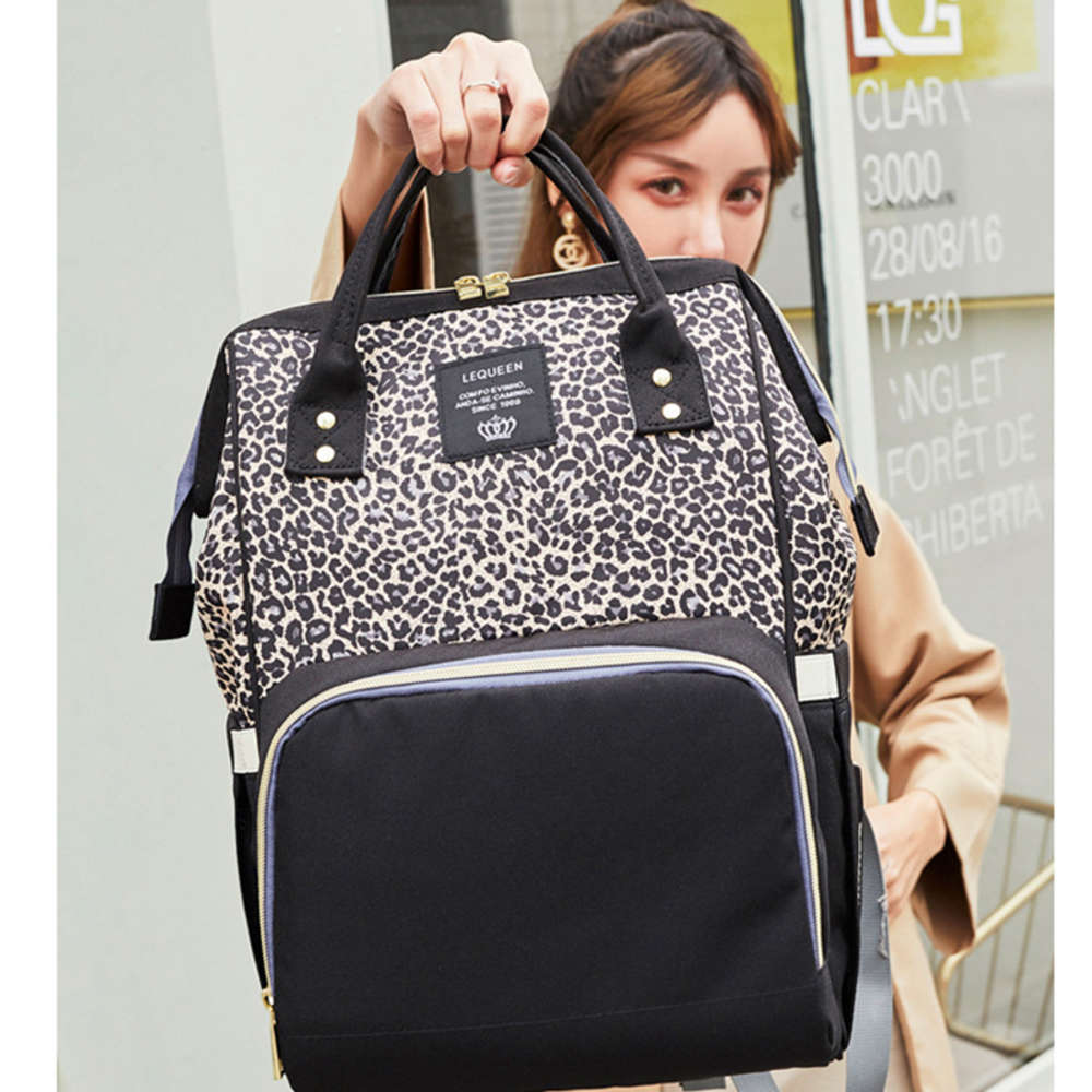 Baby Diaper Bag Backpack Fashion Mummy Maternity Mother Brand Mom Backpack Nappy Changing Baby Bags for Mom
Baby Diaper Bag Backpack Fashion Mummy Maternity Mother Brand Mom Backpack Nappy Changing Baby Bags for Mom