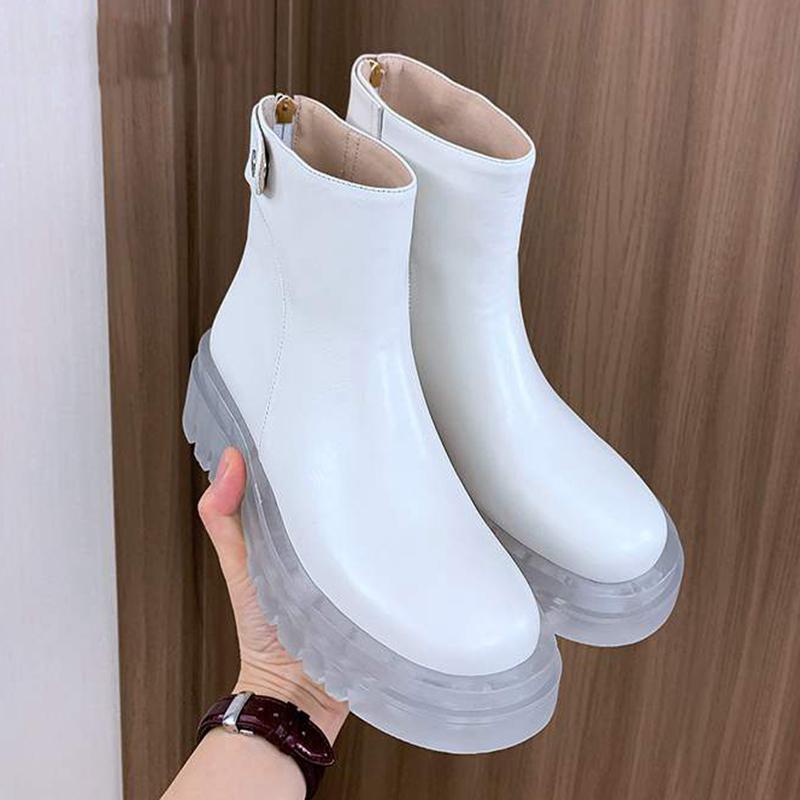 2021 New winter shoes women's ankle boots genuine leather waterproof jelly bottom zipper platform Motorcycle boots plus size43, Black
2021 New winter shoes women's ankle boots genuine leather waterproof jelly bottom zipper platform Motorcycle boots plus size43, Black