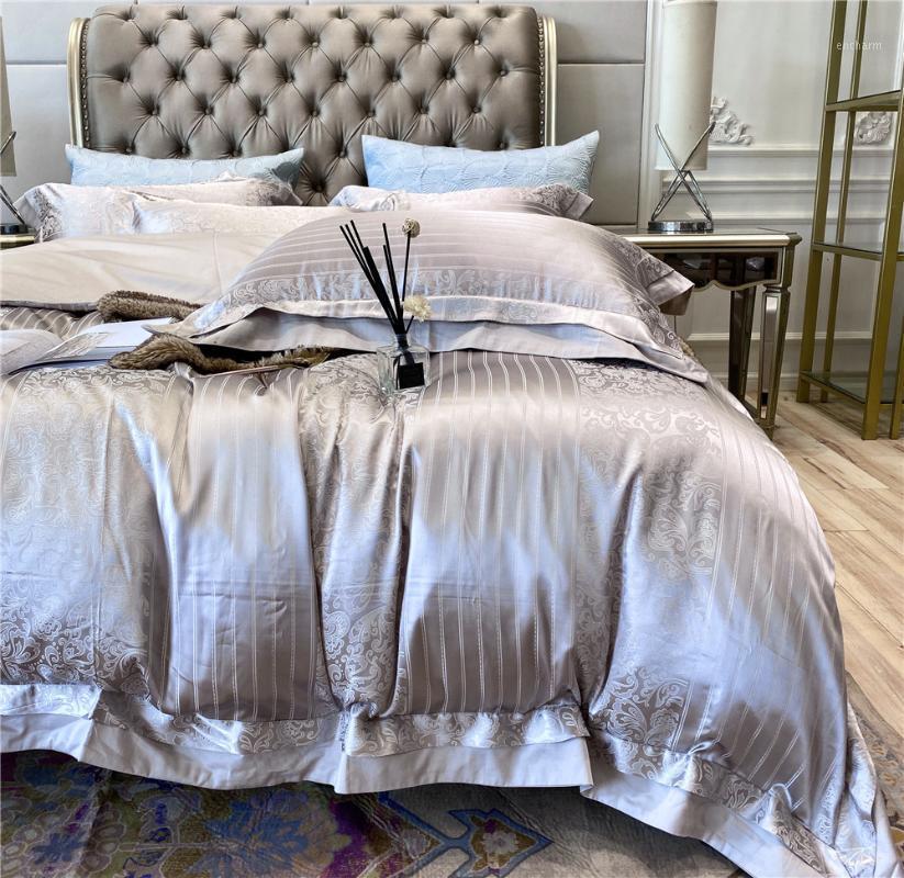 4 Piece Jacquard Bedding Set Grey Luxury Tribute Silk Duvet Cover Pillowcases Egyptian Cotton Bed Sheets bed linen coarse calico1
4 Piece Jacquard Bedding Set Grey Luxury Tribute Silk Duvet Cover Pillowcases Egyptian Cotton Bed Sheets bed linen coarse calico1