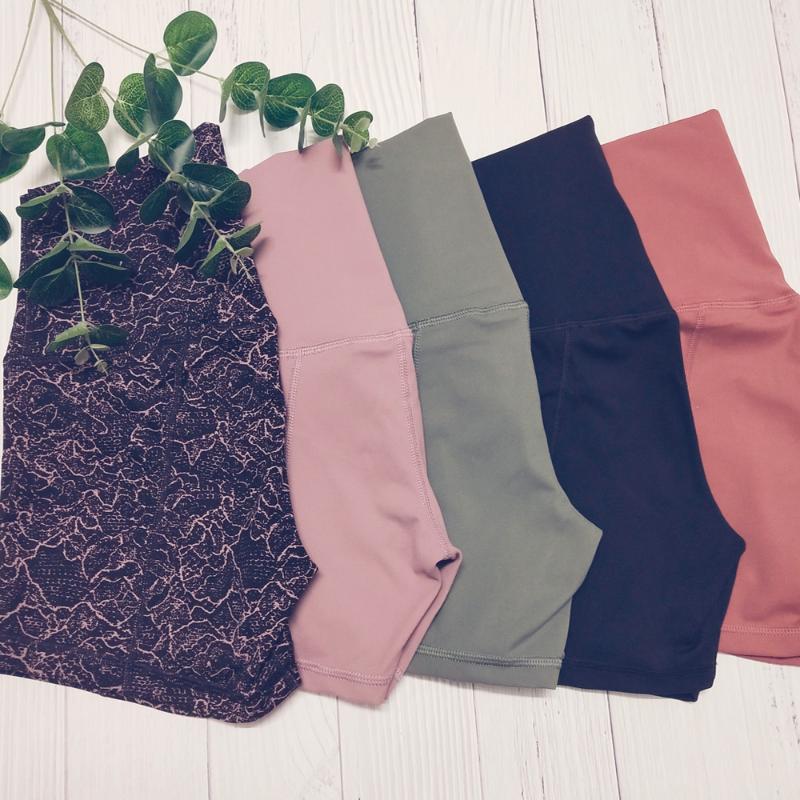 Fitness Yoga Short Women High Waist Workout Shorts Scrunch BuYoga Shorts Gym Clothes Three-point Women Sport Gym Leggings YN, Rose pink
Fitness Yoga Short Women High Waist Workout Shorts Scrunch BuYoga Shorts Gym Clothes Three-point Women Sport Gym Leggings YN, Rose pink