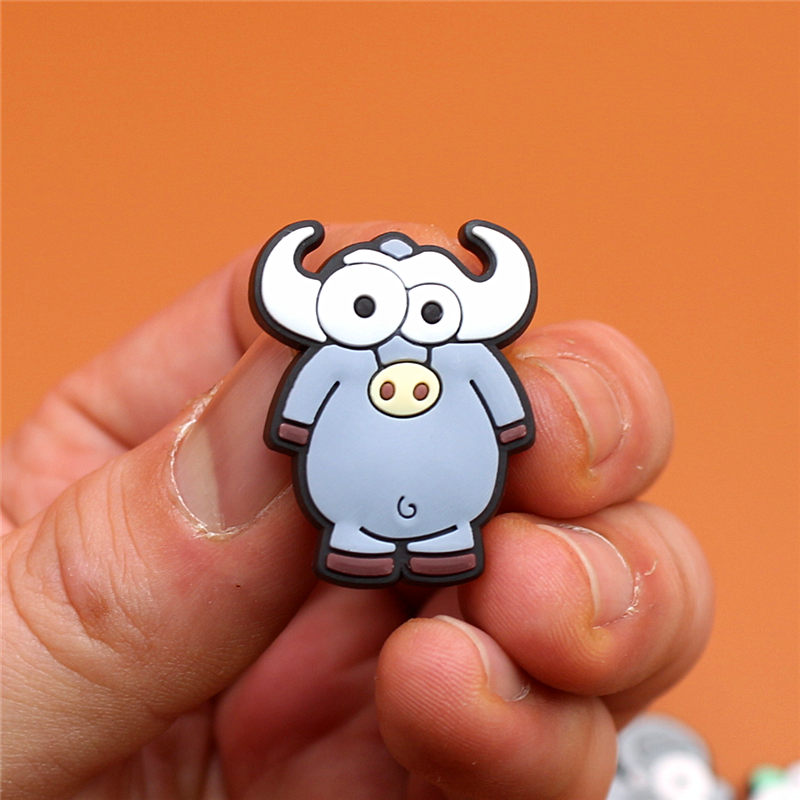 Funny Animals PVC Shoe Charms Elephant Shoe Accessories Bison Zebra Monkey Shoes Decoration Buckles Kid's Gifts