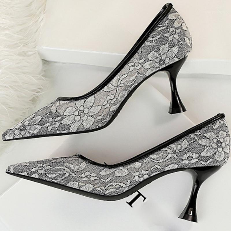 2020 Spring Autumn Elegant Women White 7.5cm Thin High Heels Pumps Designer Mesh Lace Green Nude Heel Exotic Dancer Bridal Shoes1, Black
2020 Spring Autumn Elegant Women White 7.5cm Thin High Heels Pumps Designer Mesh Lace Green Nude Heel Exotic Dancer Bridal Shoes1, Black