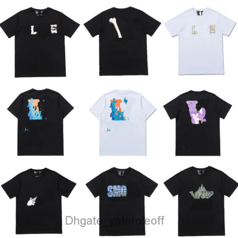 Designer Large Reflective Big v Mens t Shirts Womens Tshirts 22ss Brand Casual Smoke Angel Loose Lovers Luxury T-shirts High Quality Short Vlones Sleeve 3p64, 18
Designer Large Reflective Big v Mens t Shirts Womens Tshirts 22ss Brand Casual Smoke Angel Loose Lovers Luxury T-shirts High Quality Short Vlones Sleeve 3p64, 18