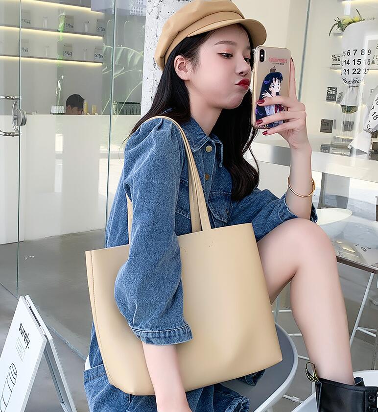 202410Brand New Shoulder Bags Leather Handbags Wallets High Quality For Women Bag Designer Totes Messenger Bags Cross Body 118
202410Brand New Shoulder Bags Leather Handbags Wallets High Quality For Women Bag Designer Totes Messenger Bags Cross Body 118