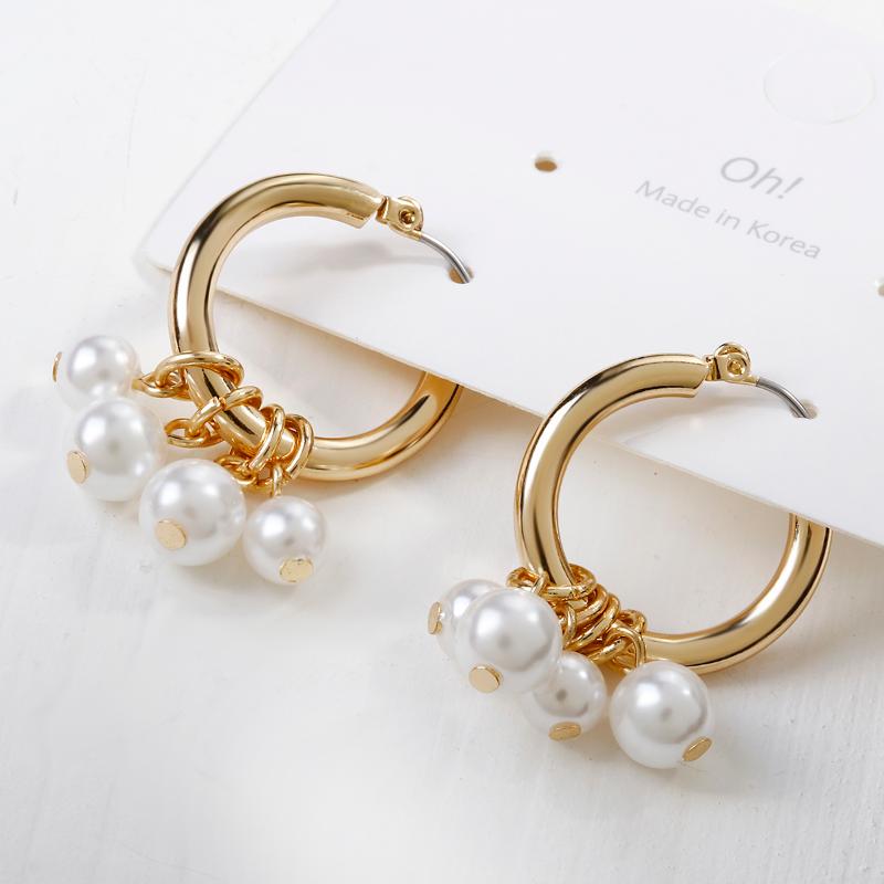 AMORCOME Korean Simulated Pearl Pendant Hoop Earrings For Women Girl Fasihon Chic Gold Metal Loop Earring Wedding Bridal Jewelry
AMORCOME Korean Simulated Pearl Pendant Hoop Earrings For Women Girl Fasihon Chic Gold Metal Loop Earring Wedding Bridal Jewelry