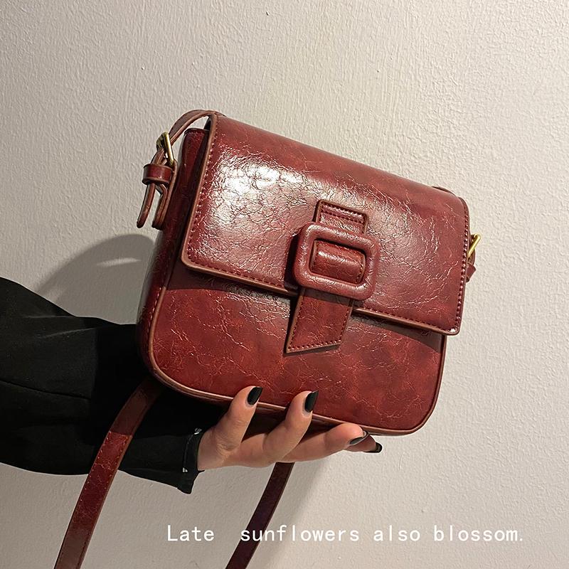 Niche Design High-end Women Bag 2021 New Fashion HOT Sale Crossbody Bag Korean All-match Western Style Square Width: 18cm, Black
Niche Design High-end Women Bag 2021 New Fashion HOT Sale Crossbody Bag Korean All-match Western Style Square Width: 18cm, Black