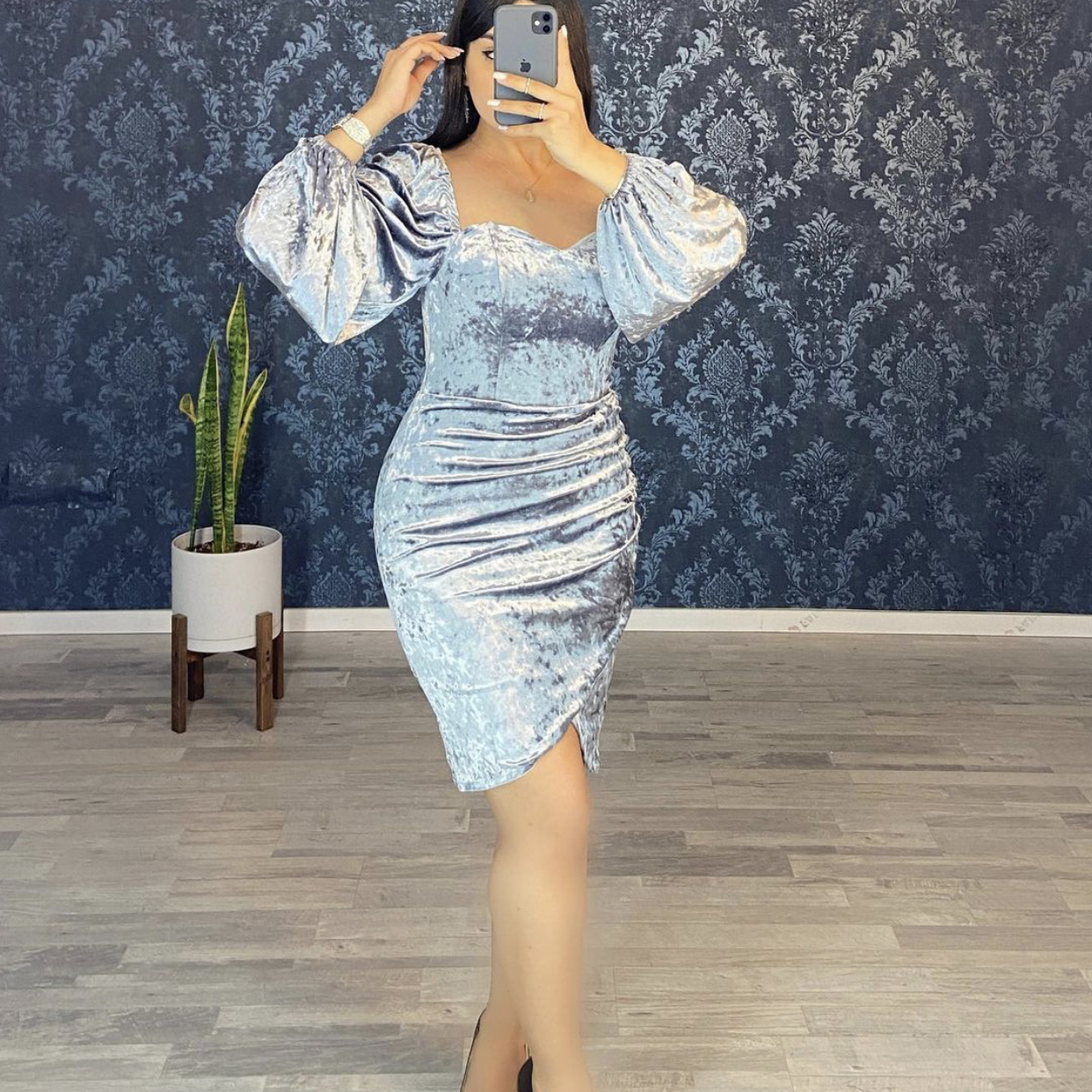 Black Velvet Cocktail Dresses Dubai Party Arabic Women Long Puff Sleeves Straight Short Prom Dress Middle East Party Gowns