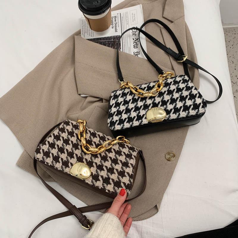 Net Celebrity Explosion Small Bag Female 2021 New Trendy Houndstooth Messenger Bag Portable Chain Small Square, Black
Net Celebrity Explosion Small Bag Female 2021 New Trendy Houndstooth Messenger Bag Portable Chain Small Square, Black