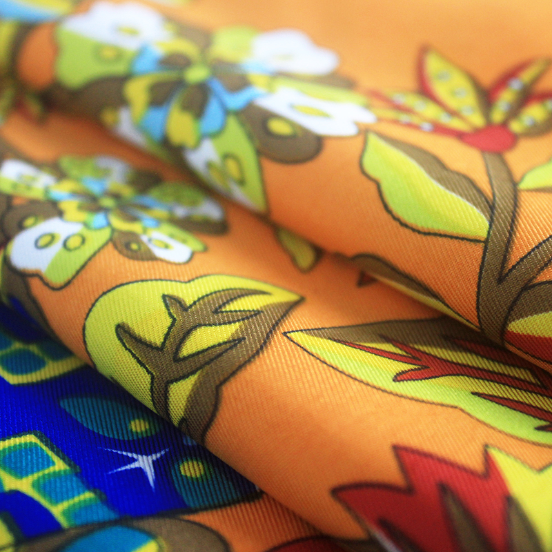 Women Square Scarf 130cm Euro Foulard Femme Hijab Soie Large Shawl Wraps Echarpe Floral Print Twill Scarfs