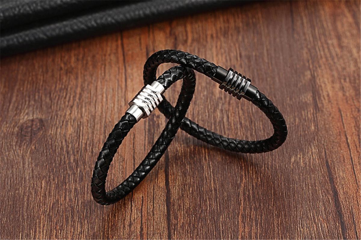 Cross border stainless steel bracelet Leather Rope Bracelet sheepskin leather simple woven titanium steel handmade
Cross border stainless steel bracelet Leather Rope Bracelet sheepskin leather simple woven titanium steel handmade