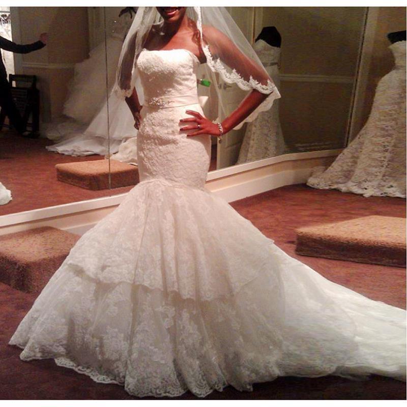 2021 New Dressed As An African Bride Lace Strapless Wedding Mermaid Sweep Train Bride's Dress Custom-made for Black Girls 901V, White
2021 New Dressed As An African Bride Lace Strapless Wedding Mermaid Sweep Train Bride's Dress Custom-made for Black Girls 901V, White
