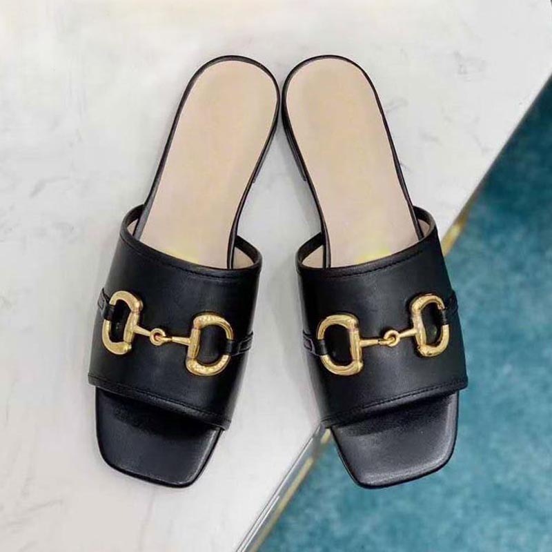 Summer Flat Slippers Ladies Sandals Casual Fashion Open Toe Metal Buckle Designer Beach Sandals, Extra shoebox
Summer Flat Slippers Ladies Sandals Casual Fashion Open Toe Metal Buckle Designer Beach Sandals, Extra shoebox