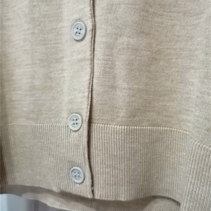 Autumn 2020 New Fox Embroidery Round O Neck Button Long Sleeve Single Breasted Casual Knitted Cardigan Women Sweater LJ201112