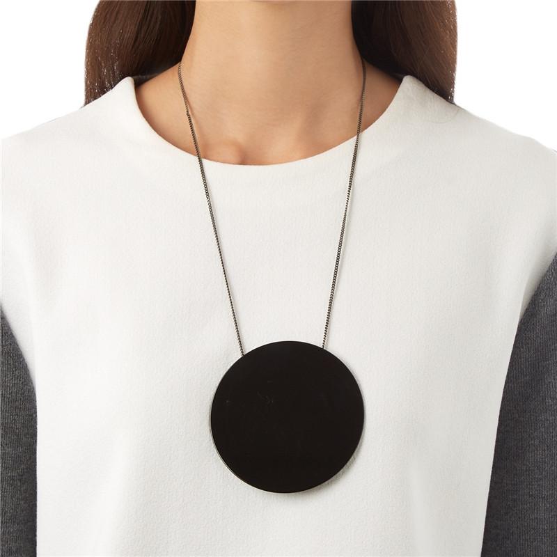 Fashion Round Acrylic Pendant Necklaces Womens Clothing Accessories Popular Exaggerated Black Necklaces Gold Plated Link Chain
Fashion Round Acrylic Pendant Necklaces Womens Clothing Accessories Popular Exaggerated Black Necklaces Gold Plated Link Chain