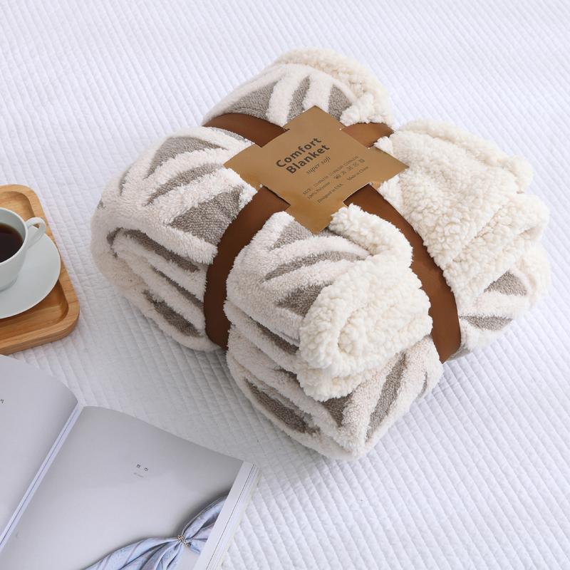 Soft Cover Blanket For Adult Casual Double-deck Blanket High Quality Home Home Textile Supplies1
Soft Cover Blanket For Adult Casual Double-deck Blanket High Quality Home Home Textile Supplies1