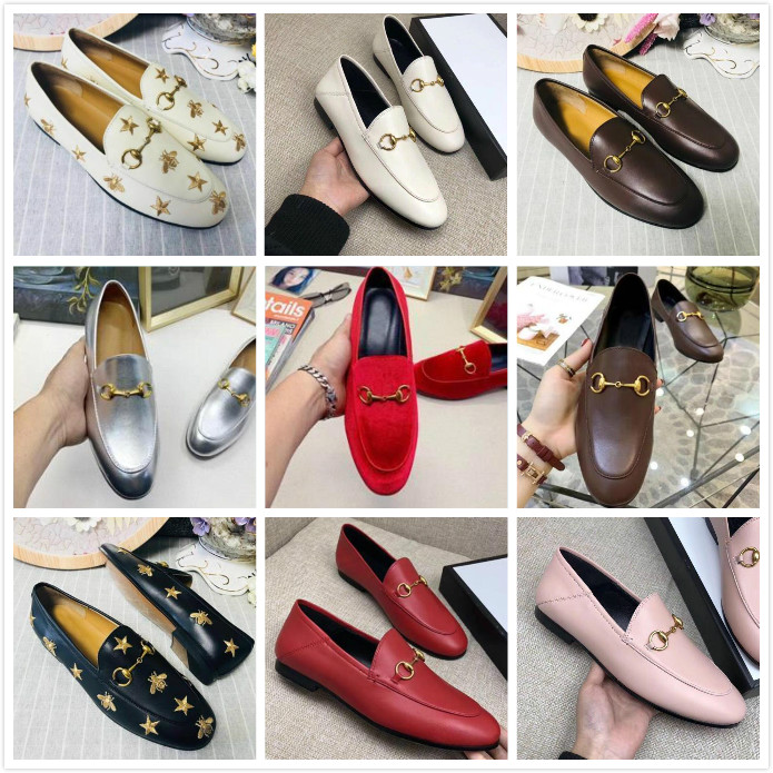 Designer Women mens Running Shoes Leather Flats Mules embroidered bee Horsebit loafer girl with buckle Size 34-45 box Many colors in stock
Designer Women mens Running Shoes Leather Flats Mules embroidered bee Horsebit loafer girl with buckle Size 34-45 box Many colors in stock