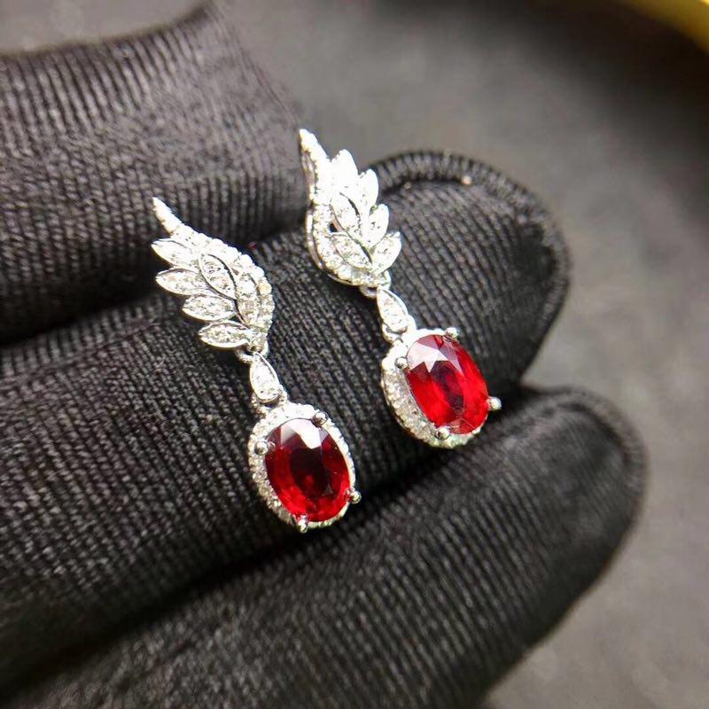shilovem Natural New Burning Pigeon Blood Ruby Gemstone earrings for Women Real 925 Sterling Silver new 4*5mm jce0405861agh
shilovem Natural New Burning Pigeon Blood Ruby Gemstone earrings for Women Real 925 Sterling Silver new 4*5mm jce0405861agh