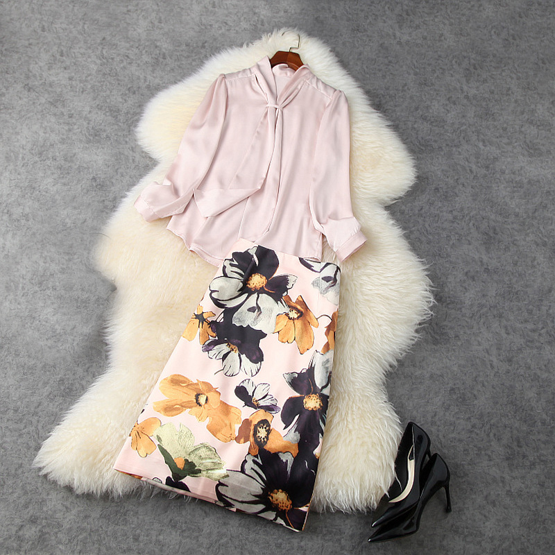 2021 Spring Long Sleeve Round Neck Pink Pure Color Ribbon Blouse + Floral Print Mid-Calf Skirt Two Piece Suits 2 Pieces Set LJ1111783, Multi
2021 Spring Long Sleeve Round Neck Pink Pure Color Ribbon Blouse + Floral Print Mid-Calf Skirt Two Piece Suits 2 Pieces Set LJ1111783, Multi