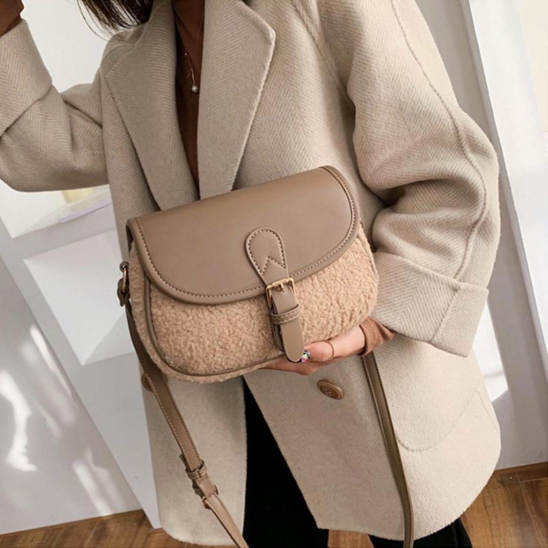 2021 Winter New Plush Shoulder Bag For Women Brand Design Fashion Ladies Crossbody Bags Faux Fur Female Shopper Bags, Blue
2021 Winter New Plush Shoulder Bag For Women Brand Design Fashion Ladies Crossbody Bags Faux Fur Female Shopper Bags, Blue