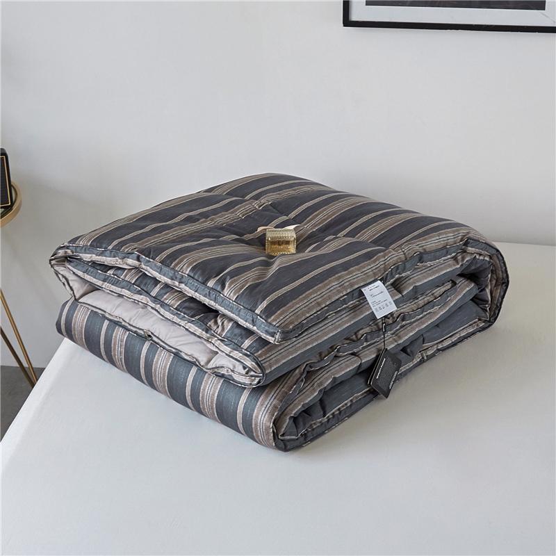 Luxury Egypt Cotton Printed Quilt Comforter Soft Winter Duvet Cover filling quality warm fiber Queen size promote sales, Tzl24
Luxury Egypt Cotton Printed Quilt Comforter Soft Winter Duvet Cover filling quality warm fiber Queen size promote sales, Tzl24