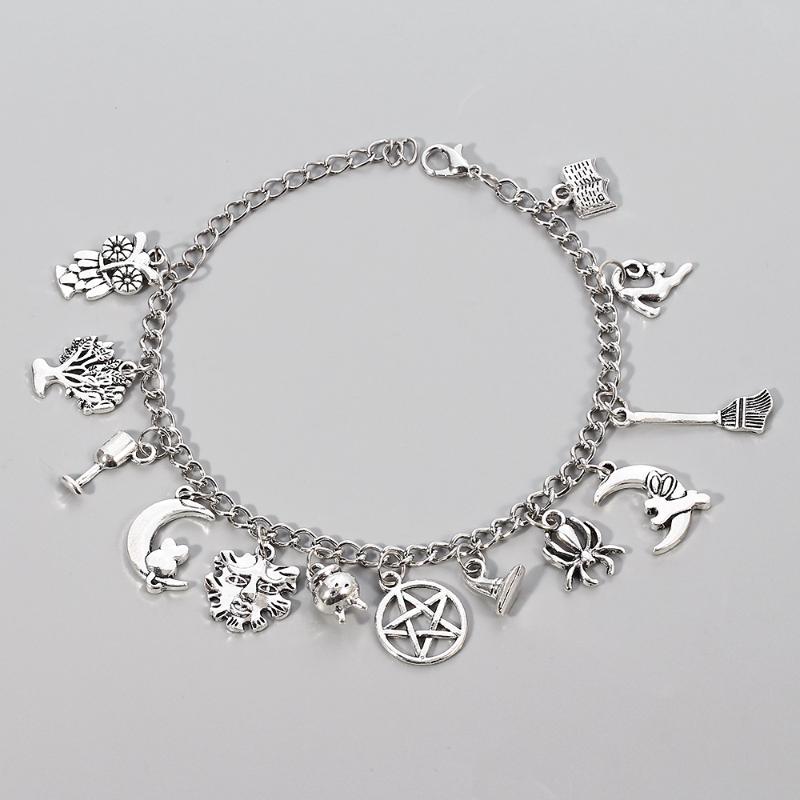 Halloween Bracelet Star Moon Horror Spider Magic Broom Punk Charm Bracelet Christmas For Women Man Unisex
Halloween Bracelet Star Moon Horror Spider Magic Broom Punk Charm Bracelet Christmas For Women Man Unisex