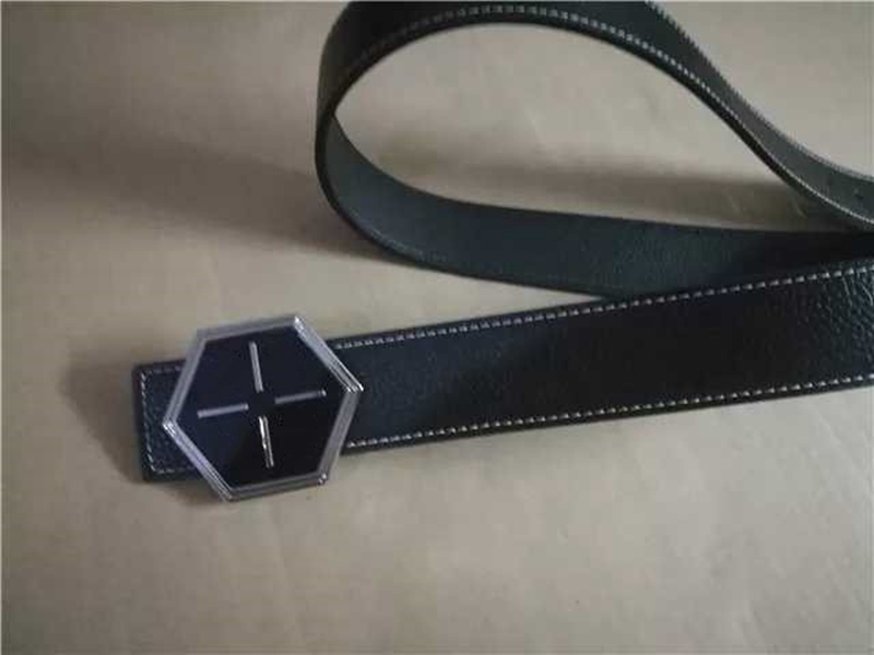 New Arrival fashion high quality q belts for men women designer belt luxury cow genuine leather p belt big buckle waistband, Black
New Arrival fashion high quality q belts for men women designer belt luxury cow genuine leather p belt big buckle waistband, Black