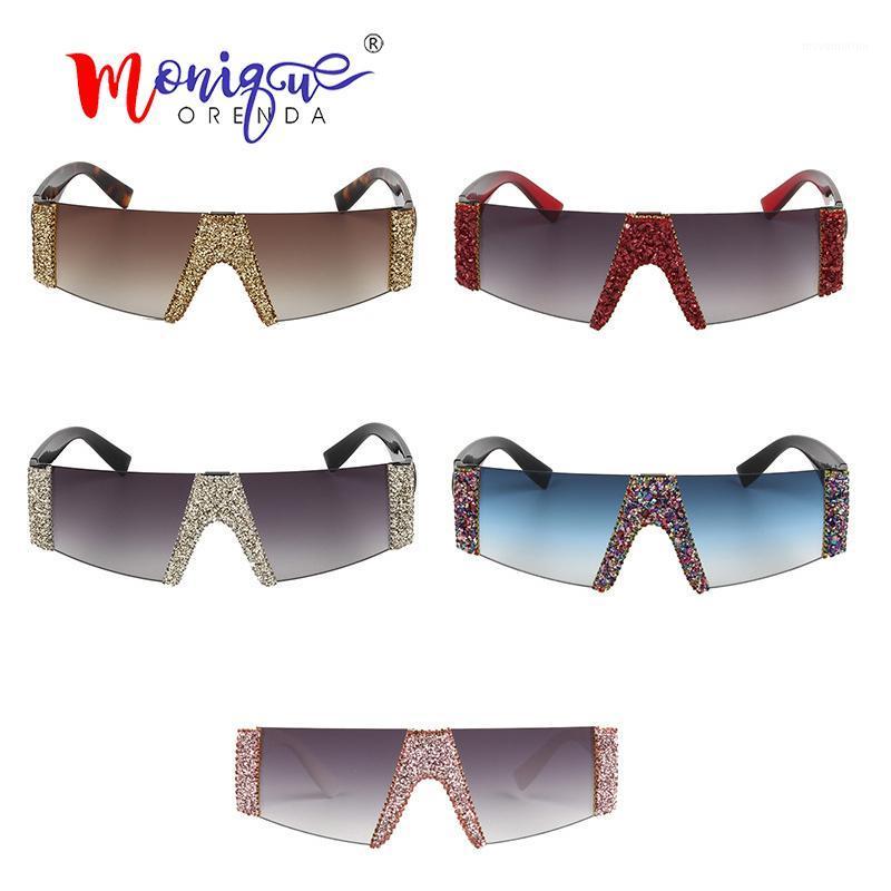 Glitter Diamond Oversized Sunglasses Women Fashion Brand Designer One Piece Sun Glasses Vintage Summer UV400 Rhinestone Sunglass1
Glitter Diamond Oversized Sunglasses Women Fashion Brand Designer One Piece Sun Glasses Vintage Summer UV400 Rhinestone Sunglass1