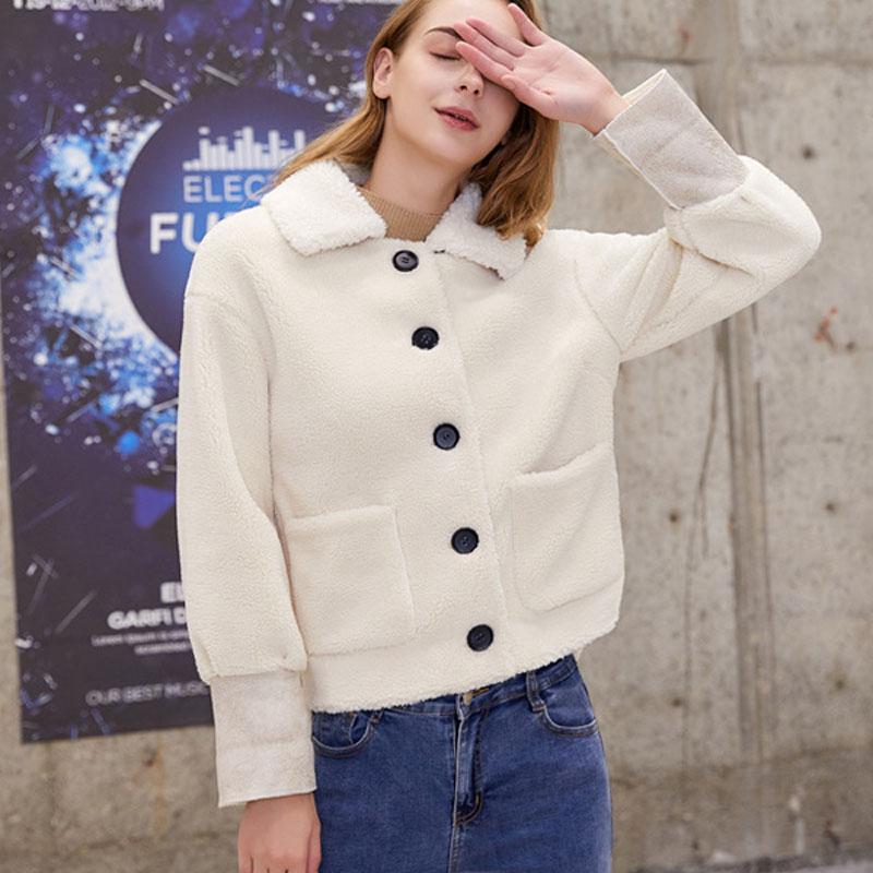 Faux fur lamb lamb velvet fur coat female short paragraph autumn and winter plush sheep coat, White
Faux fur lamb lamb velvet fur coat female short paragraph autumn and winter plush sheep coat, White