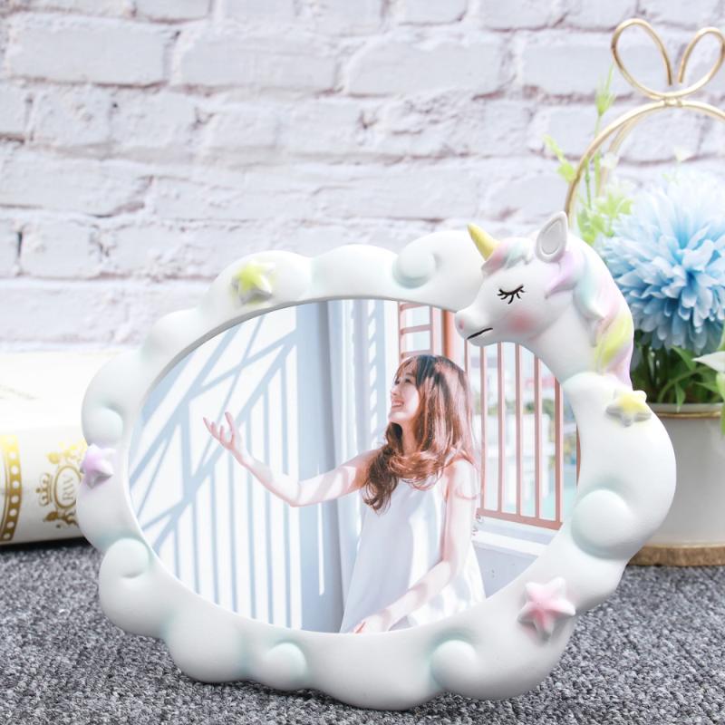 1 PC Photo Prame Maiden Stlye Popular Photo Frame Picture Frame Home Decoration for Anniversary
1 PC Photo Prame Maiden Stlye Popular Photo Frame Picture Frame Home Decoration for Anniversary