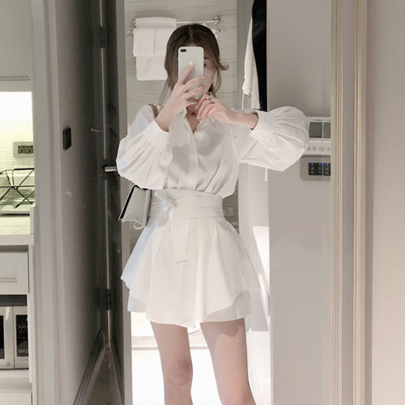Two Piece Set Casual Lace up OL Jumpsuits Rompers Women Summer Elegant White Sashes Wide Leg Short Female Pleated Jumpsuits T200704, White rompers
Two Piece Set Casual Lace up OL Jumpsuits Rompers Women Summer Elegant White Sashes Wide Leg Short Female Pleated Jumpsuits T200704, White rompers