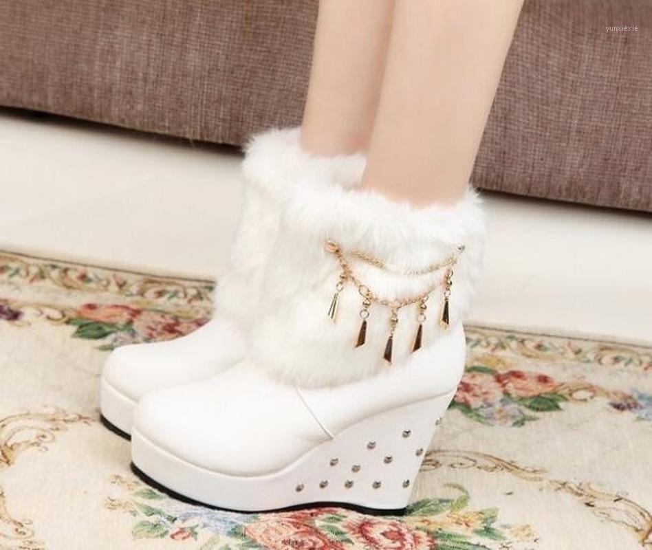 2020 Wedge Women Boots Beaded Winter Women Shoes Platform Warm Fur Shoes Woman Ankle White Snow Boots WBS40151
2020 Wedge Women Boots Beaded Winter Women Shoes Platform Warm Fur Shoes Woman Ankle White Snow Boots WBS40151
