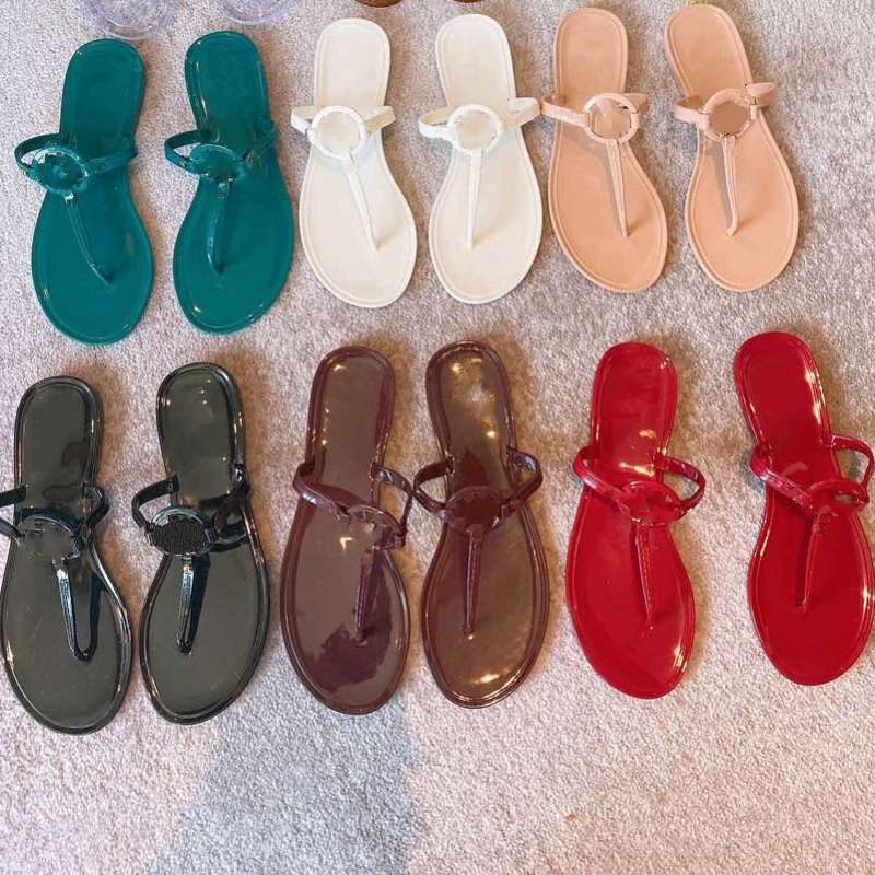 Miller metal logo sandals ladies flip-flops beach slippers metal logo upper flat jelly sandals comfortable and wear-resistant, Colour7
Miller metal logo sandals ladies flip-flops beach slippers metal logo upper flat jelly sandals comfortable and wear-resistant, Colour7